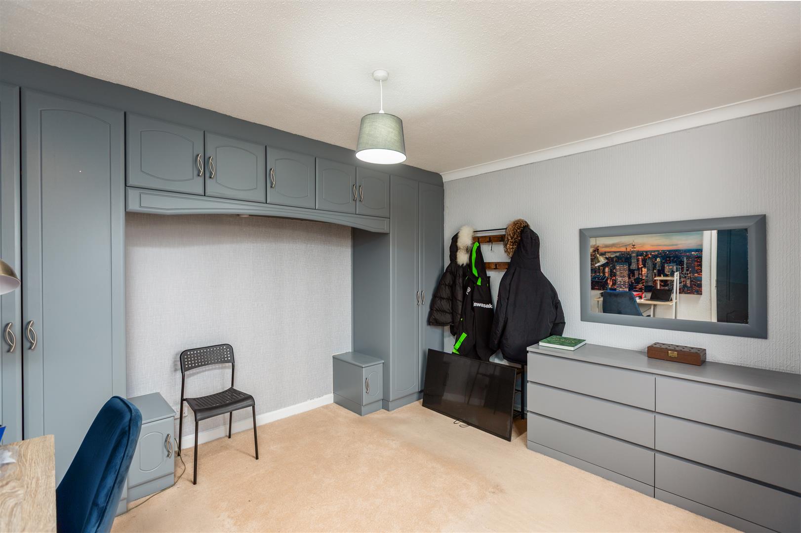 Llanmorlais, Swansea, SA4 3RY
